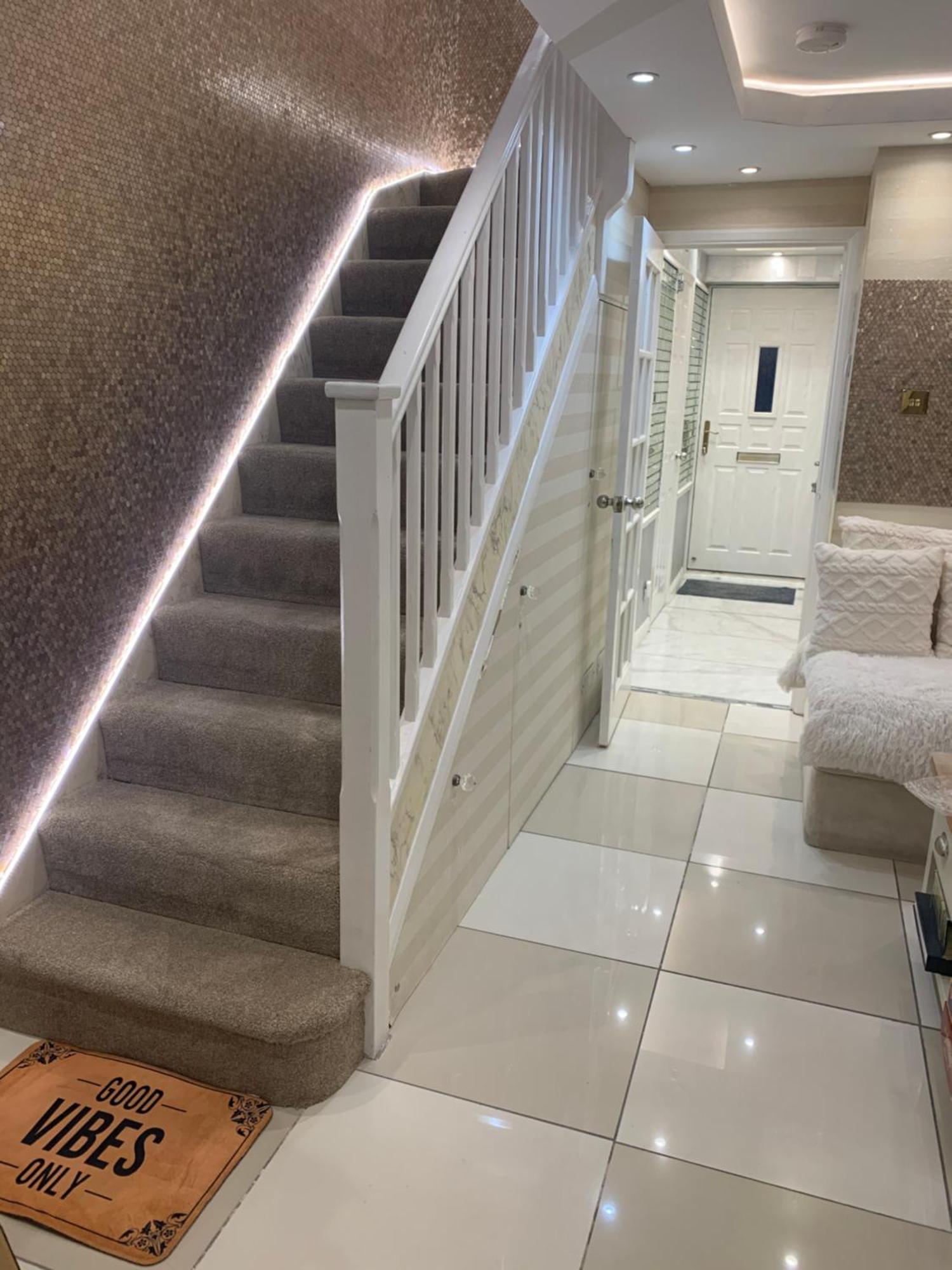 Air Conditioned Modern Double Bed Room With Private Attached Bathroom - Free Parking - Near London Heathrow Airport & Southall Broadway ภายนอก รูปภาพ